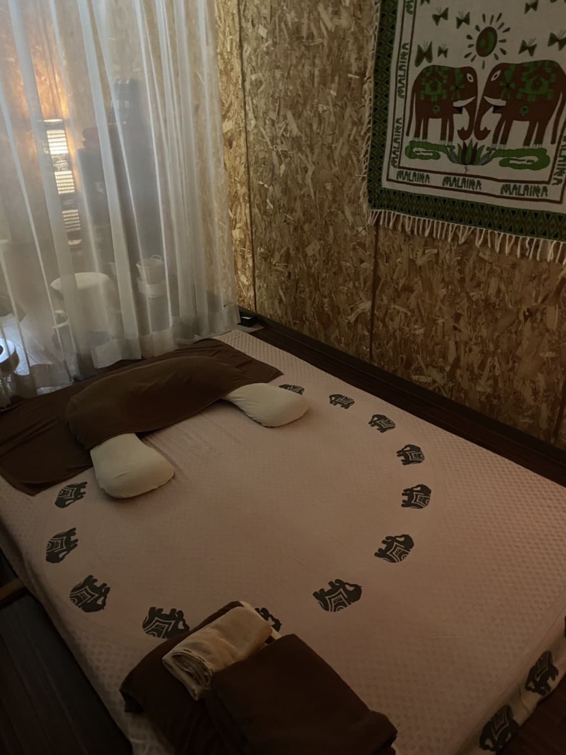 ハティハティ　アル・プラザ八日市店