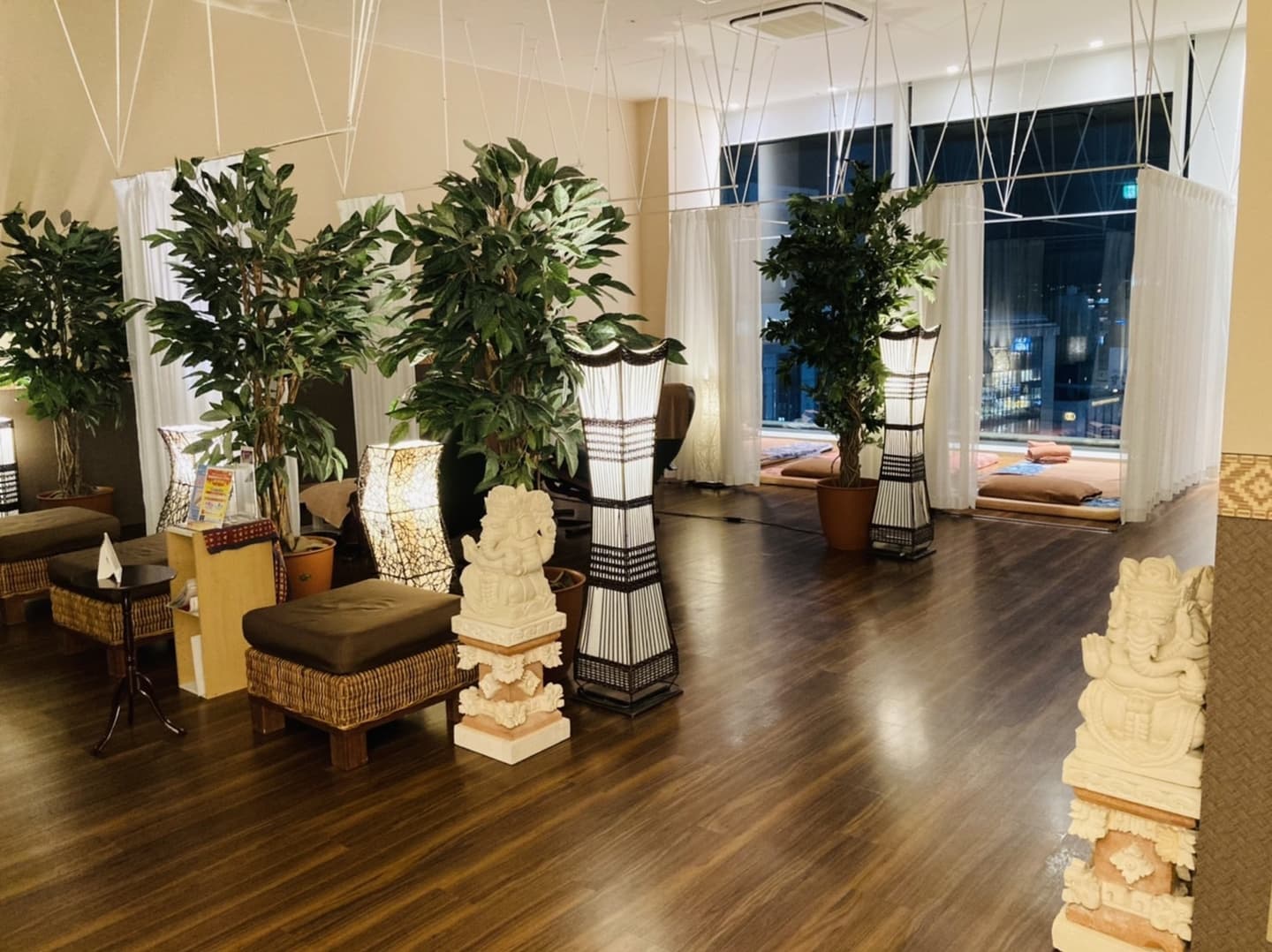 ハティハティ　ピオレ姫路店